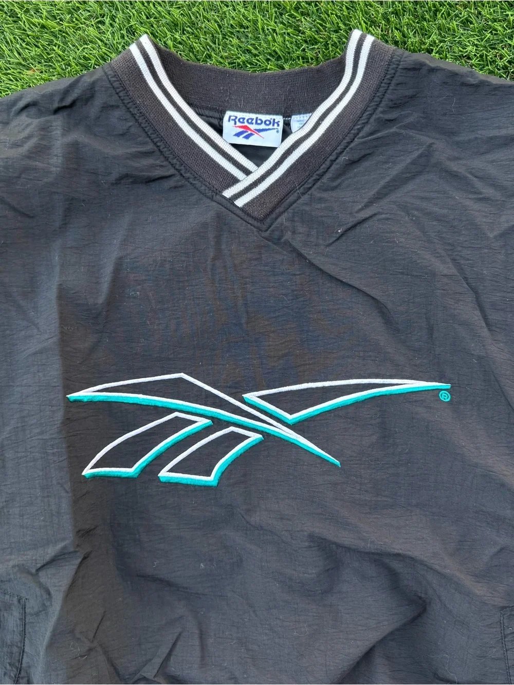 Vintage 90s Reebok Pullover Windbreaker Jacket Embroidered Logo Black Size Large